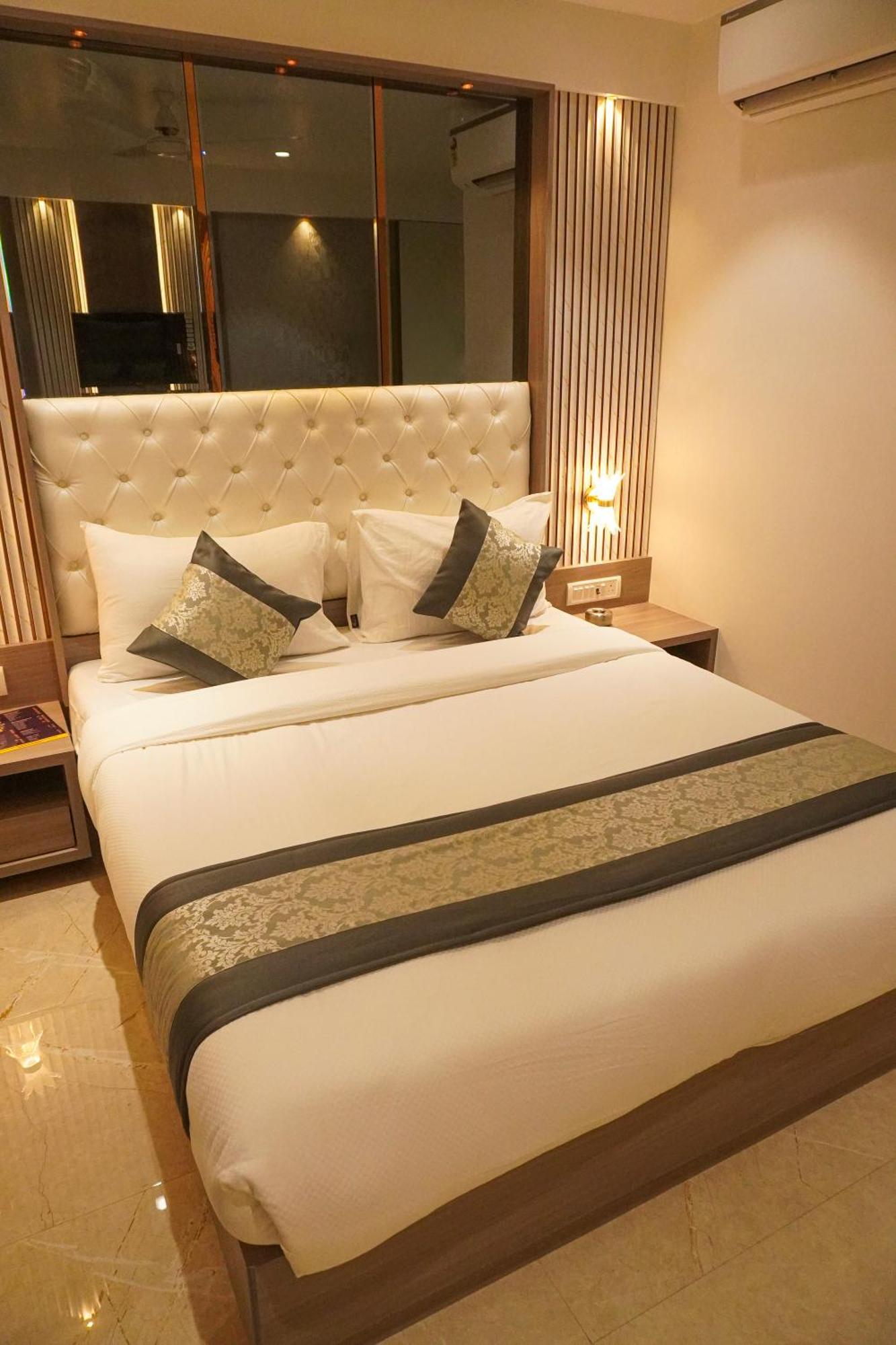 Hotel Spencer-نافي مومباي المظهر الخارجي الصورة