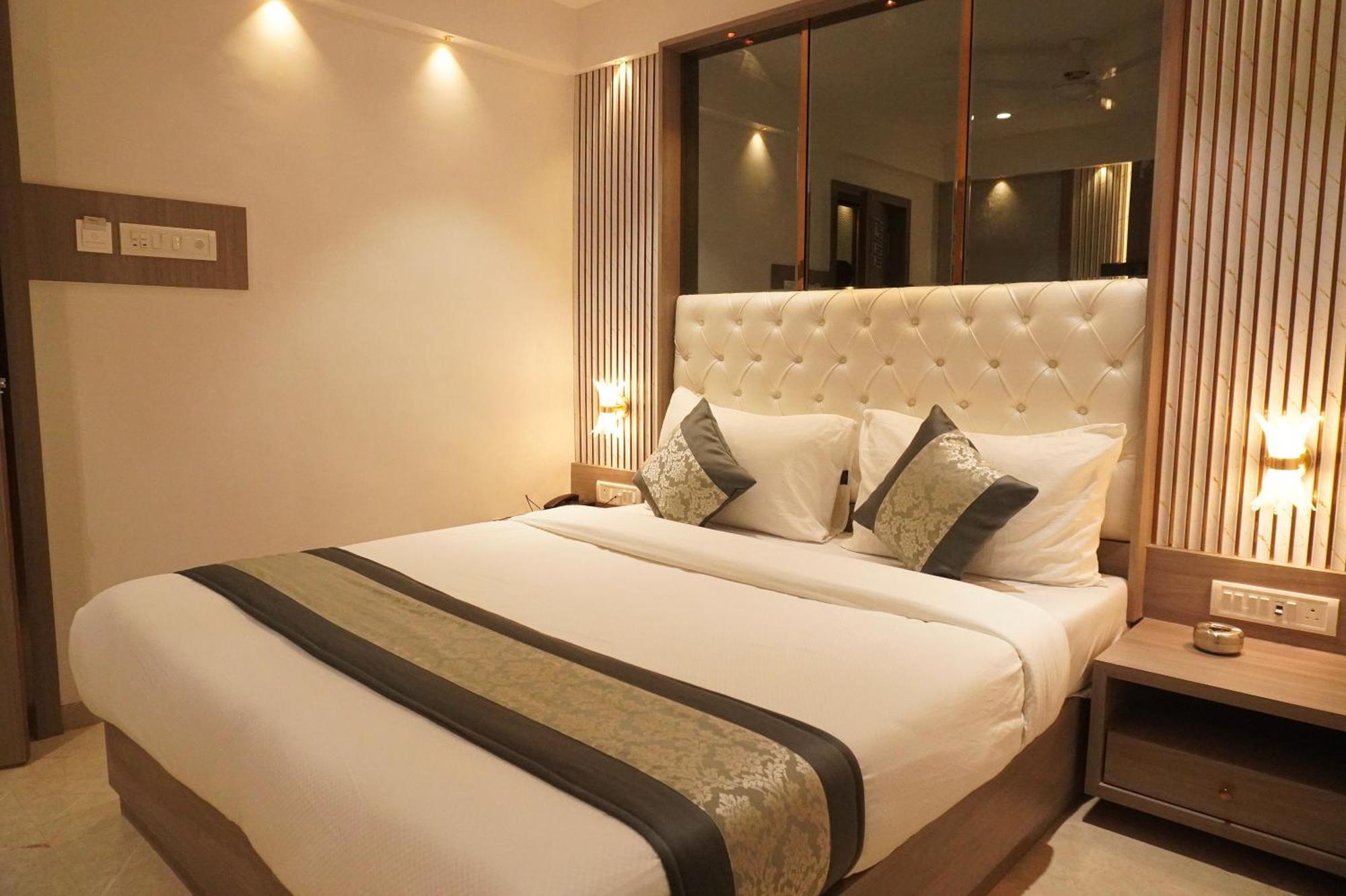 Hotel Spencer-نافي مومباي المظهر الخارجي الصورة